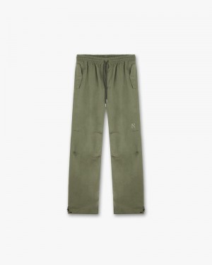 Men's Represent Parachute Trousers Khaki | UK-ISYZT7954