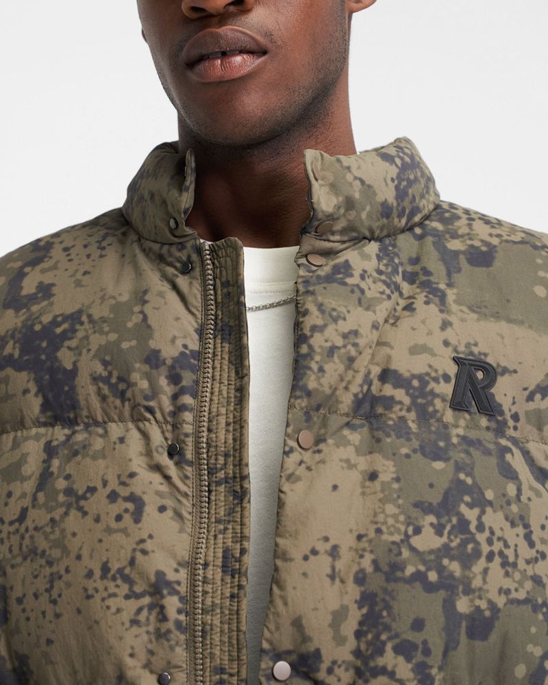 Men's Represent Puffer Vest Camo | UK-OTWIE3028