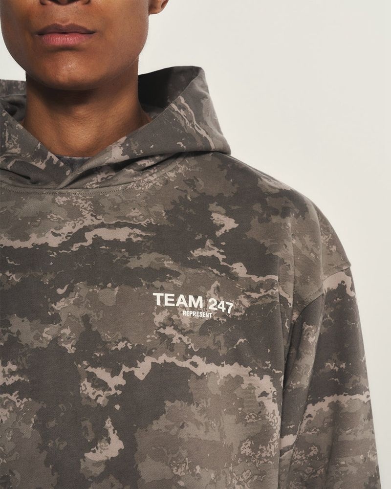 Men's Represent Team 247 Hoodie Taupe Camo | UK-YABVC3097