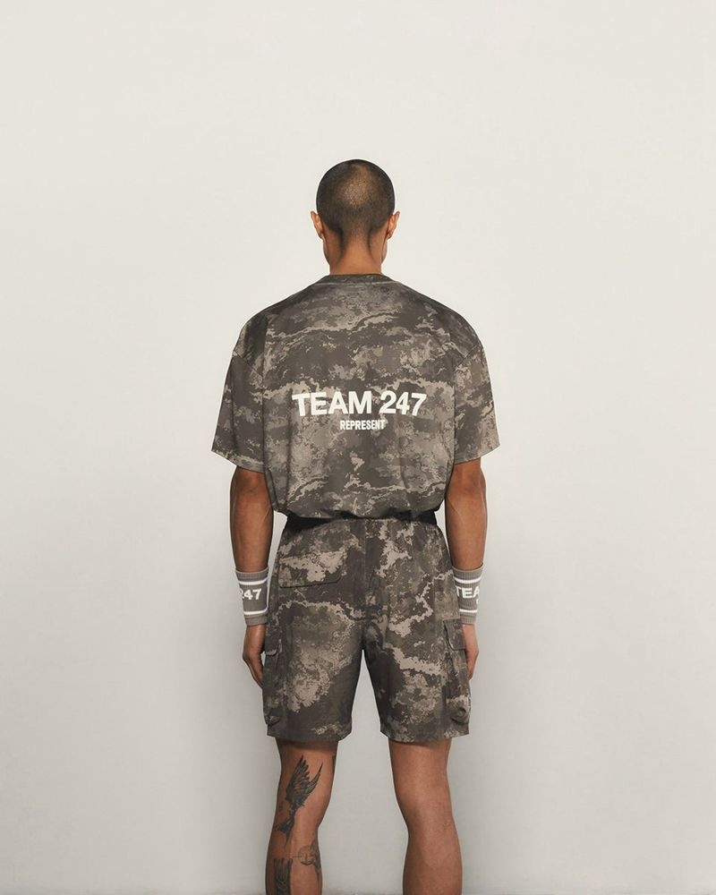 Men's Represent Team 247 Oversized T-Shirt Taupe Camo | UK-HZQYN8079